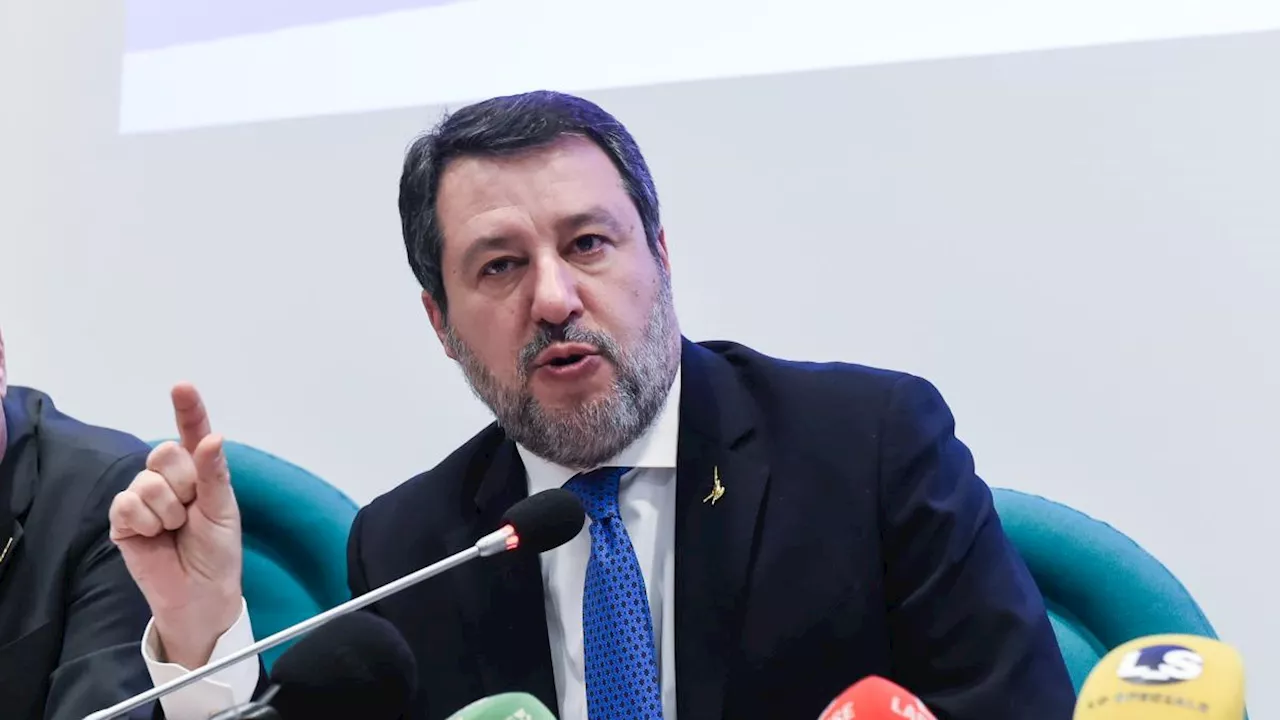 La Lega Torna al Congresso con Salvini in Pole Position