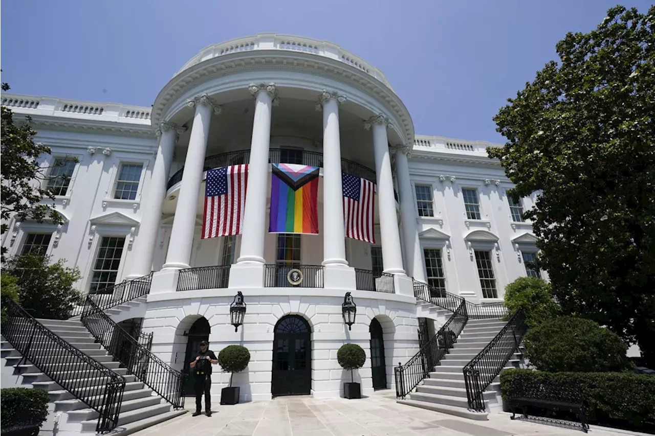 GOP-Led Push for 'One Flag' Act to Ban Non-US Flags From Federal Buildings