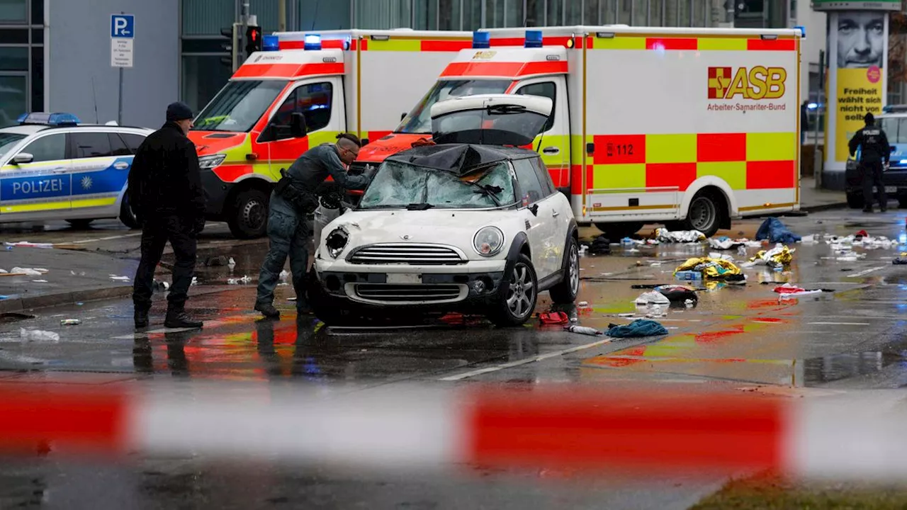 Auto fährt in Ver.di-Demo in München, 28 Verletzte