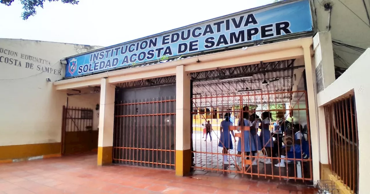 Padres de familia denuncian retrasos en obras de la Institución Educativa Soledad Acosta de Samper