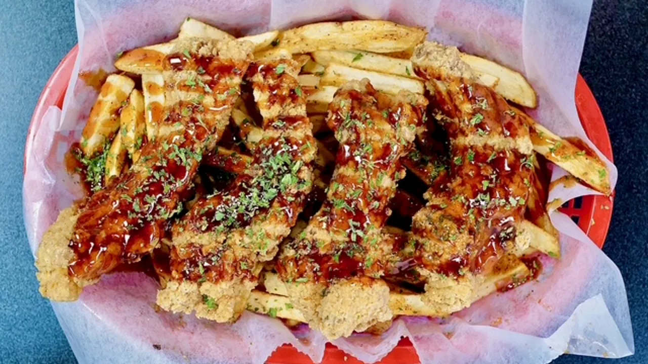 The Fry Guys Serve Up Loaded Fries and More for EatDrinkHTX