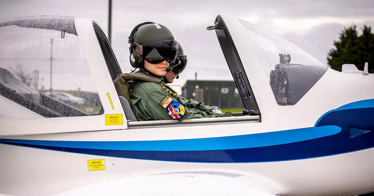 ‘I want to fire missiles into Russian troops’: the young Ukrainians training as fighter pilots in the UK