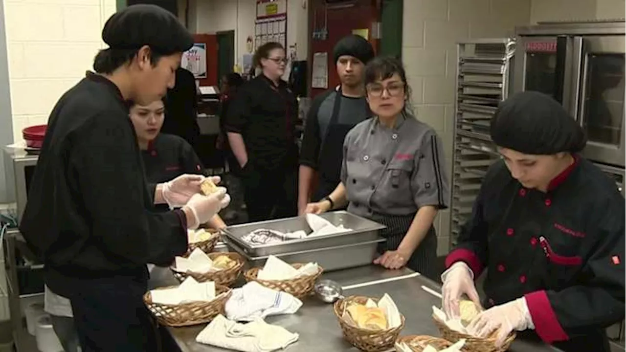 Northside ISD culinary arts students treat families to a blind dinner