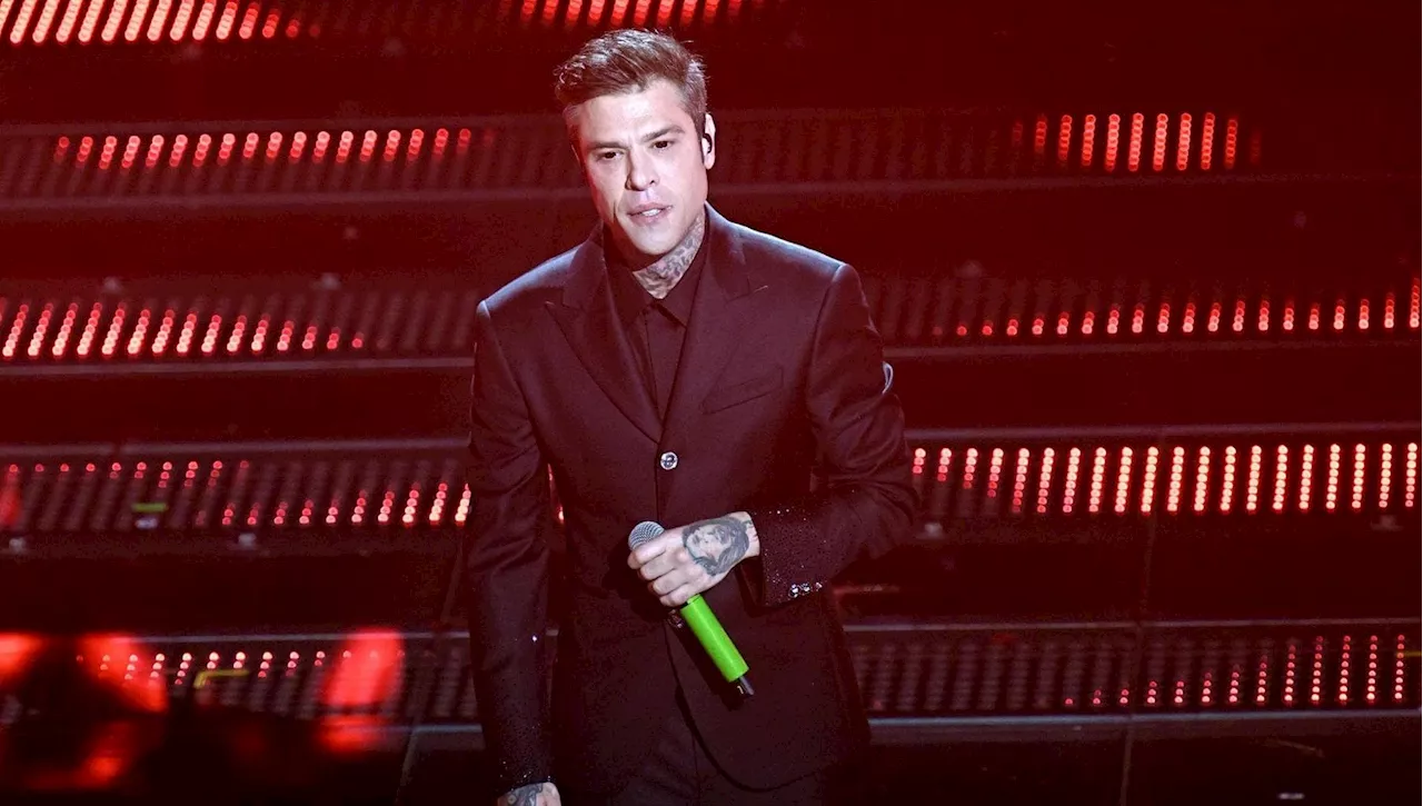 Fedez canta della depressione al Festival di Sanremo, incoraggia a parlare di salute mentale