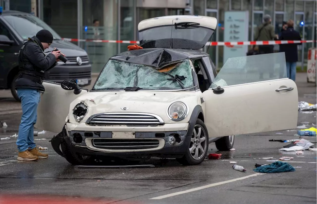 München: Autofahrer verletzt 28 Demonstranten - Tatverdächtiger ist afghanischer Asylbewerber