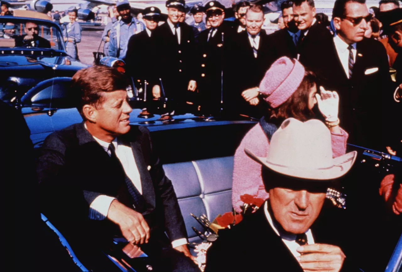 FBI Uncovers 2,400 New Documents in JFK Assassination Case