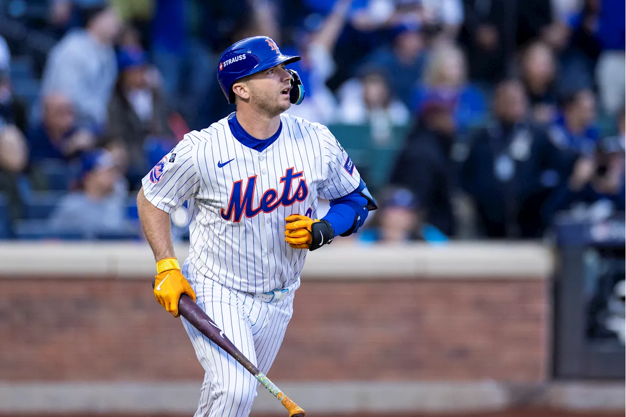 Alonso Signs Two-Year, $54 Million Deal with Mets