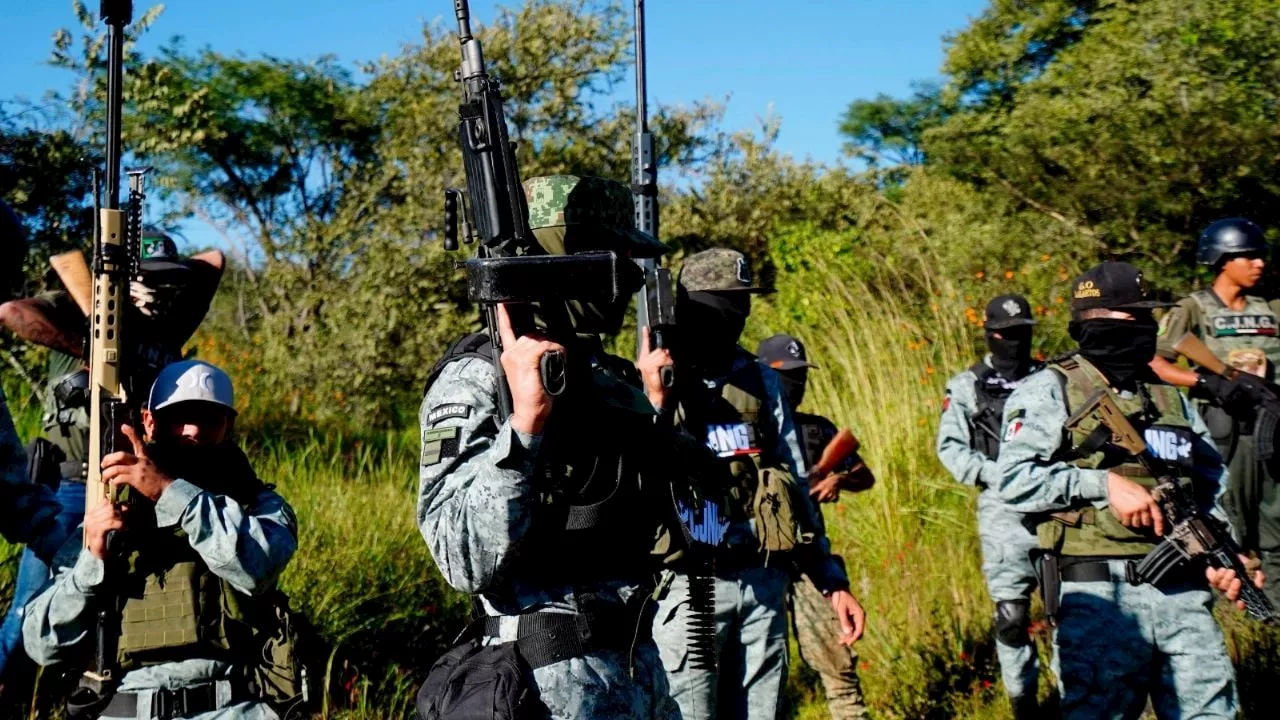 Aumenta decomiso de armas en EU, pero las de alto calibre siguen llegando a México