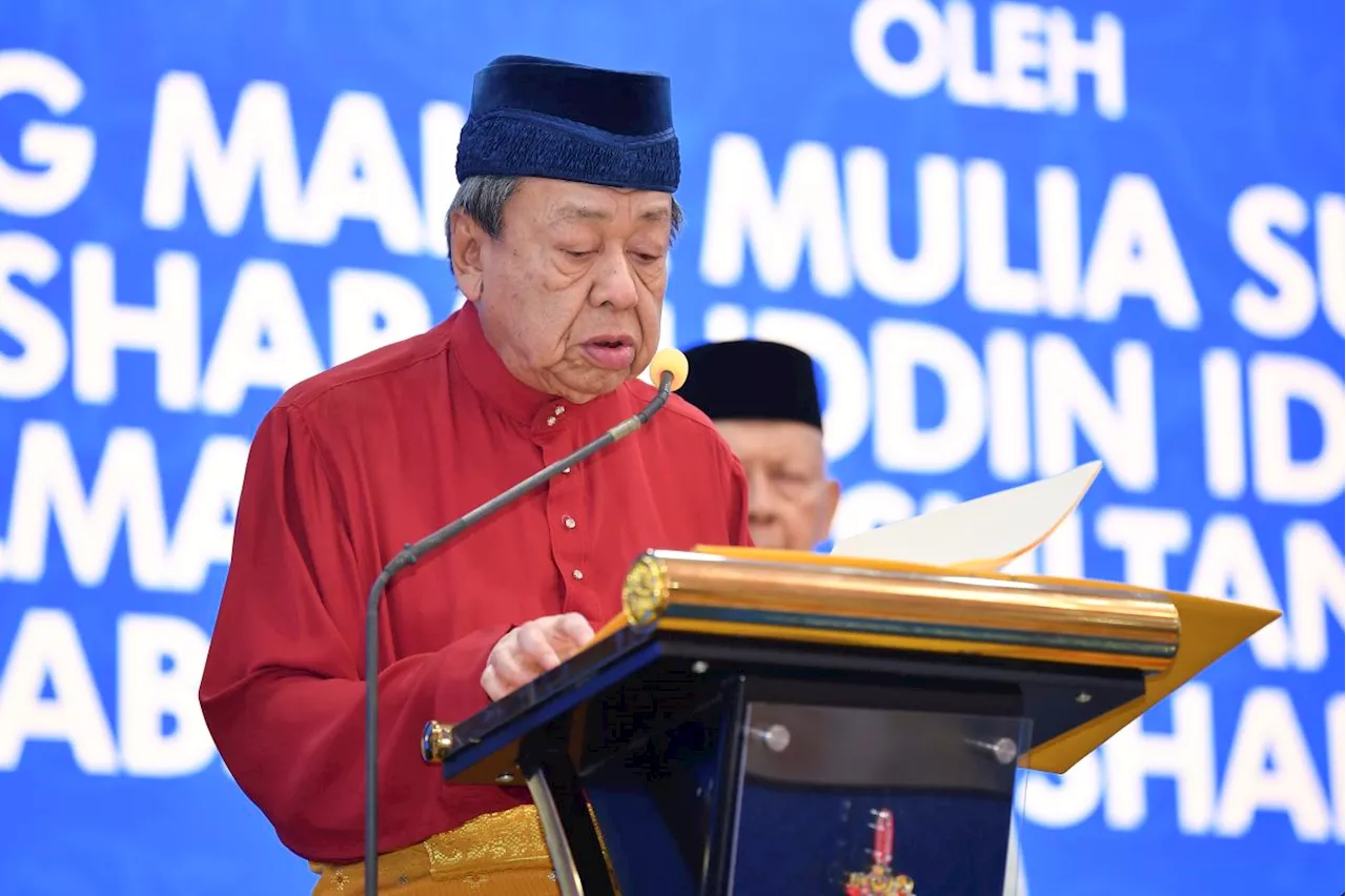 Selangor Sultan Urges MOH to Address Hospital Bed Shortage, Improve Healthcare Access