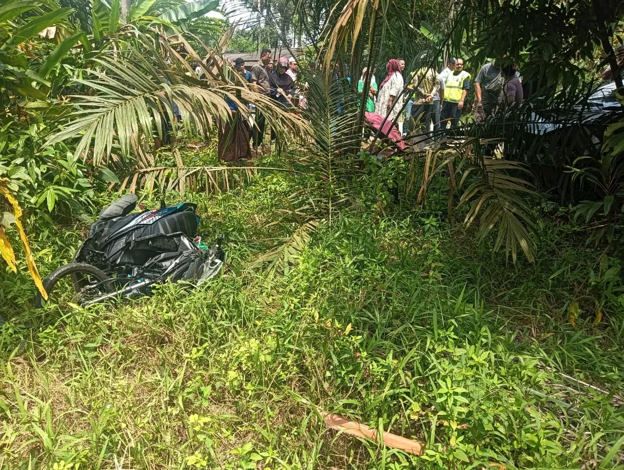 Mother and Daughter Killed in Motorcycle Accident with Car in Hulu Terengganu