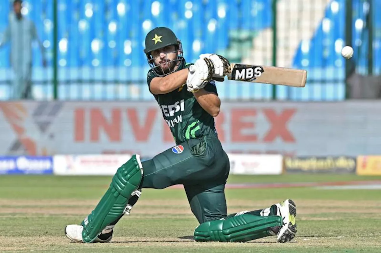 Pakistan bundled out for 242 runs in Tri-series final