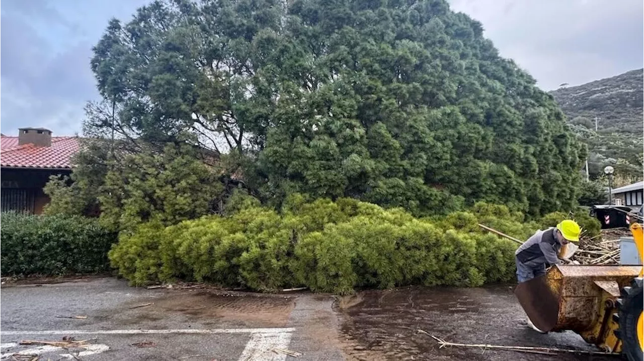 Frane e allagamenti, sulla Toscana il ciclone di San Valentino