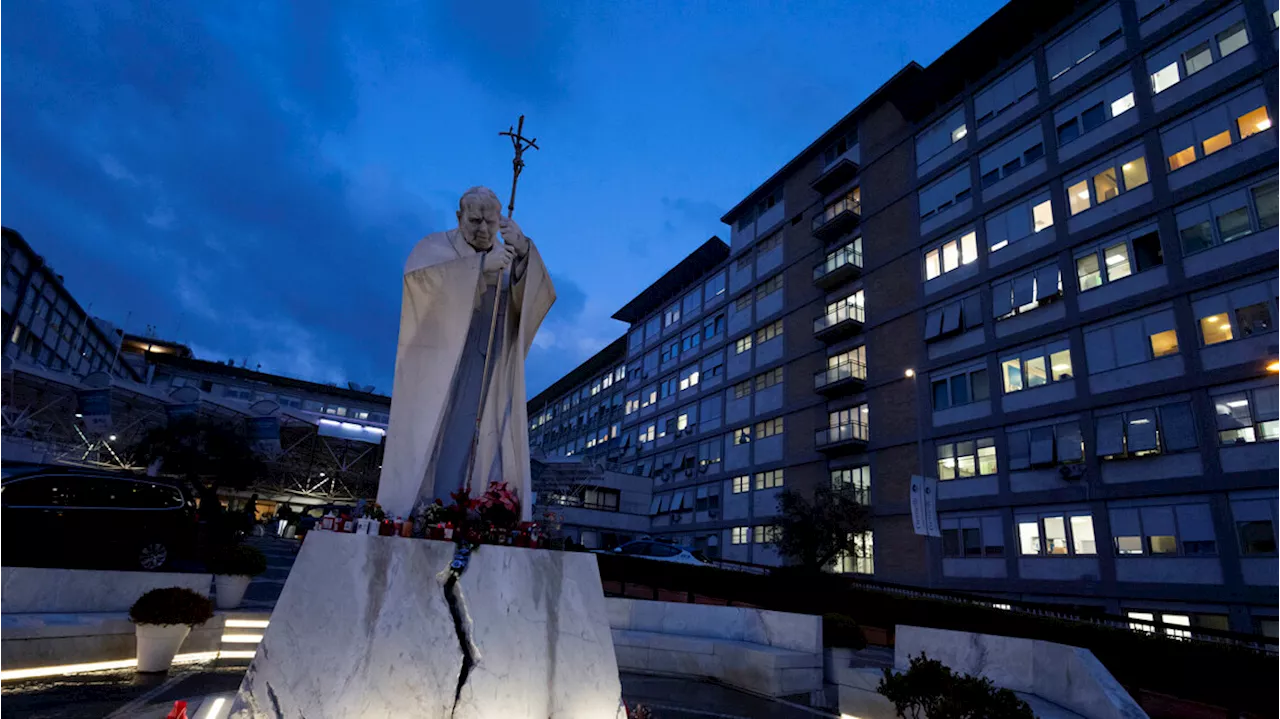 Papa Francesco ricoverato a Gemelli per infezione delle vie respiratorie