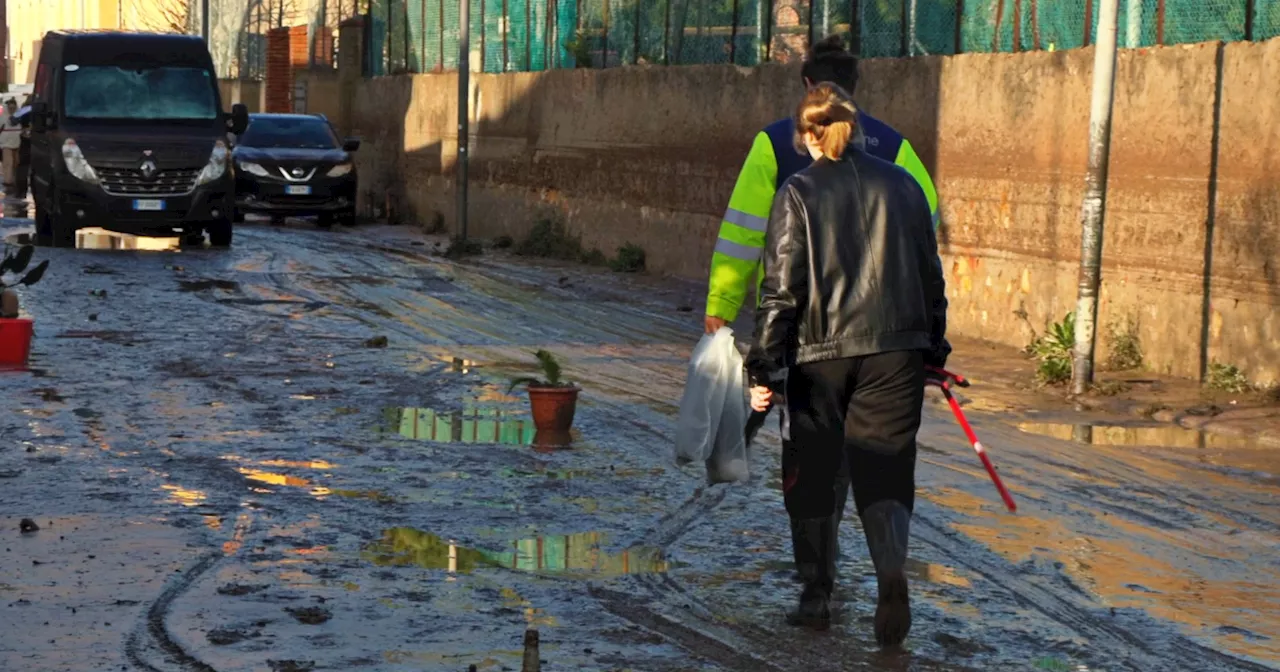 Elba colpita da un violento nubifragio: strade allagate e frane