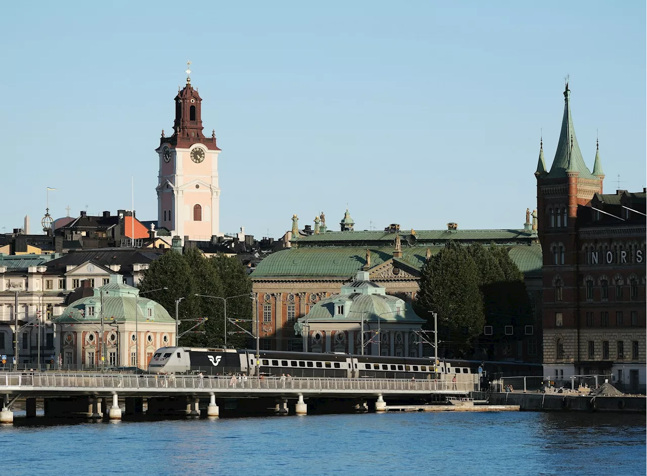 Nu får tåg köra normalfart genom Stockholm igen. Spårarbeten gick fortare än väntat.