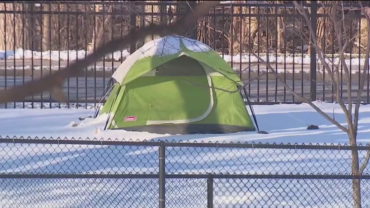 Chicago Postpones Homeless Encampment Relocation, Citing Safety Concerns