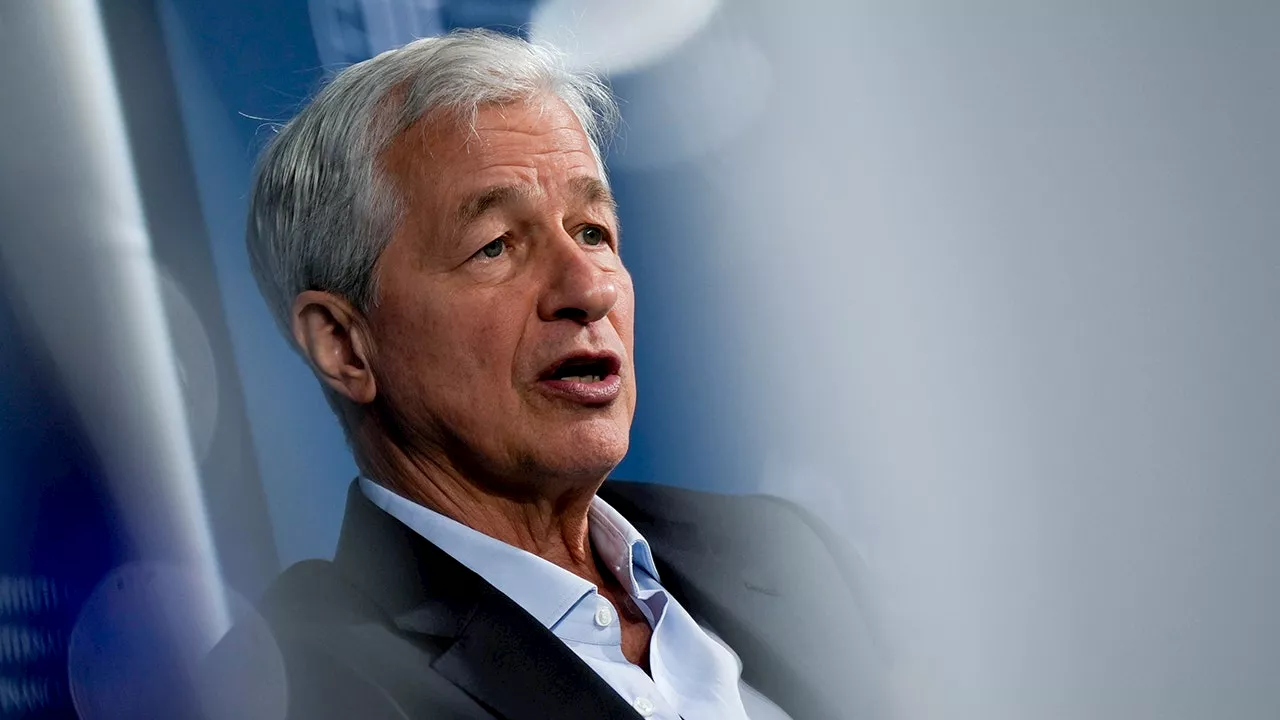 JPMorgan CEO Jamie Dimon Slams Employees Pushing for Remote Work Flexibility