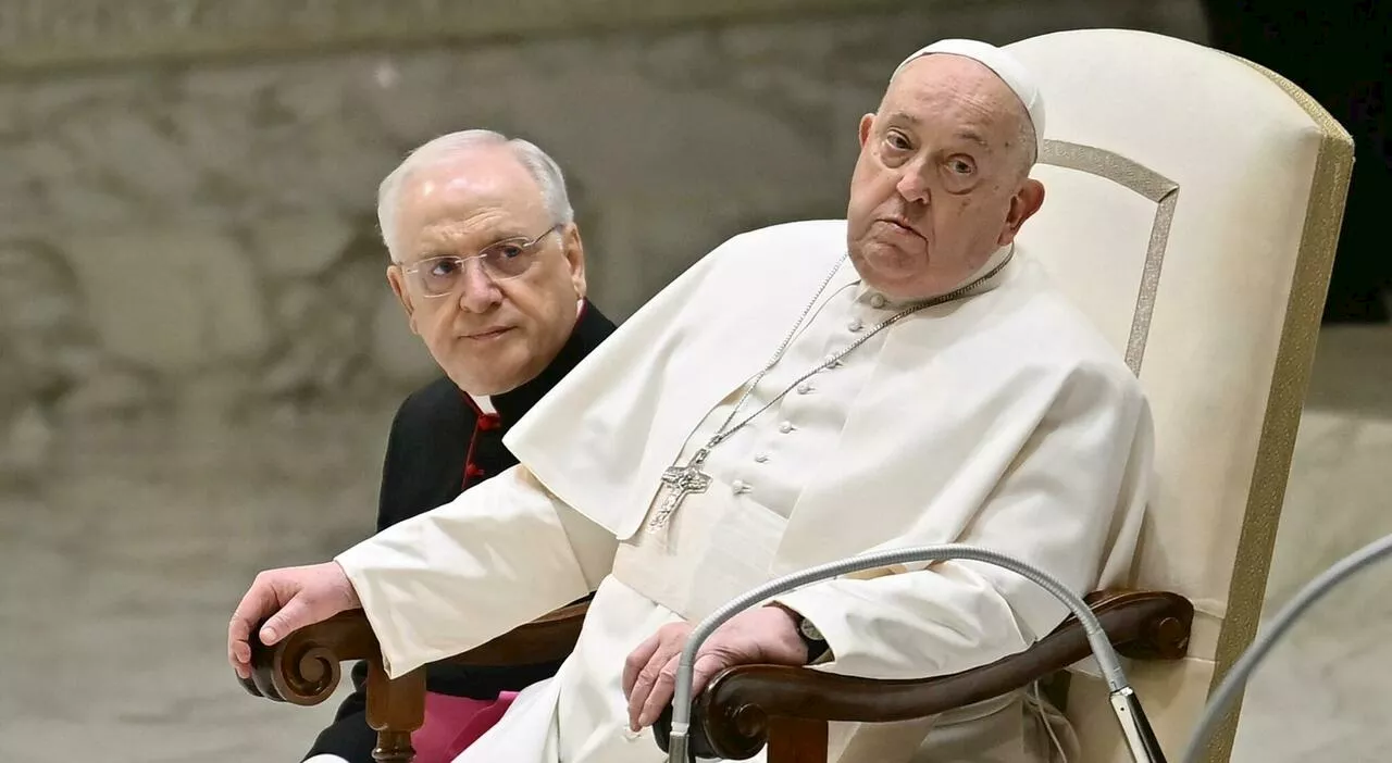 Papa Francesco ricoverato al Gemelli per bronchite: accertamenti e riposo