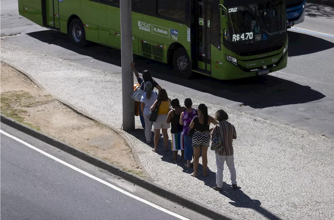 Rio de Janeiro é assolado por onda de calor extremo