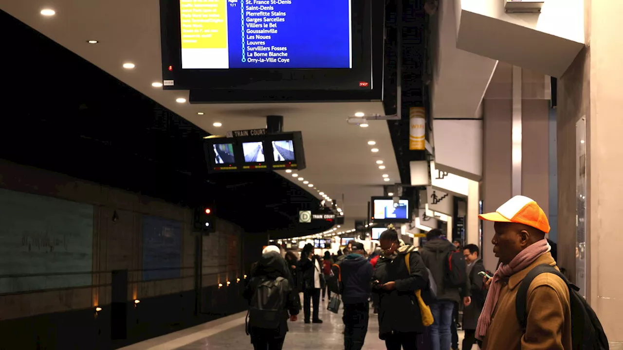 Week-end noir pour les transports parisiens : grèves et travaux paralysent les RER