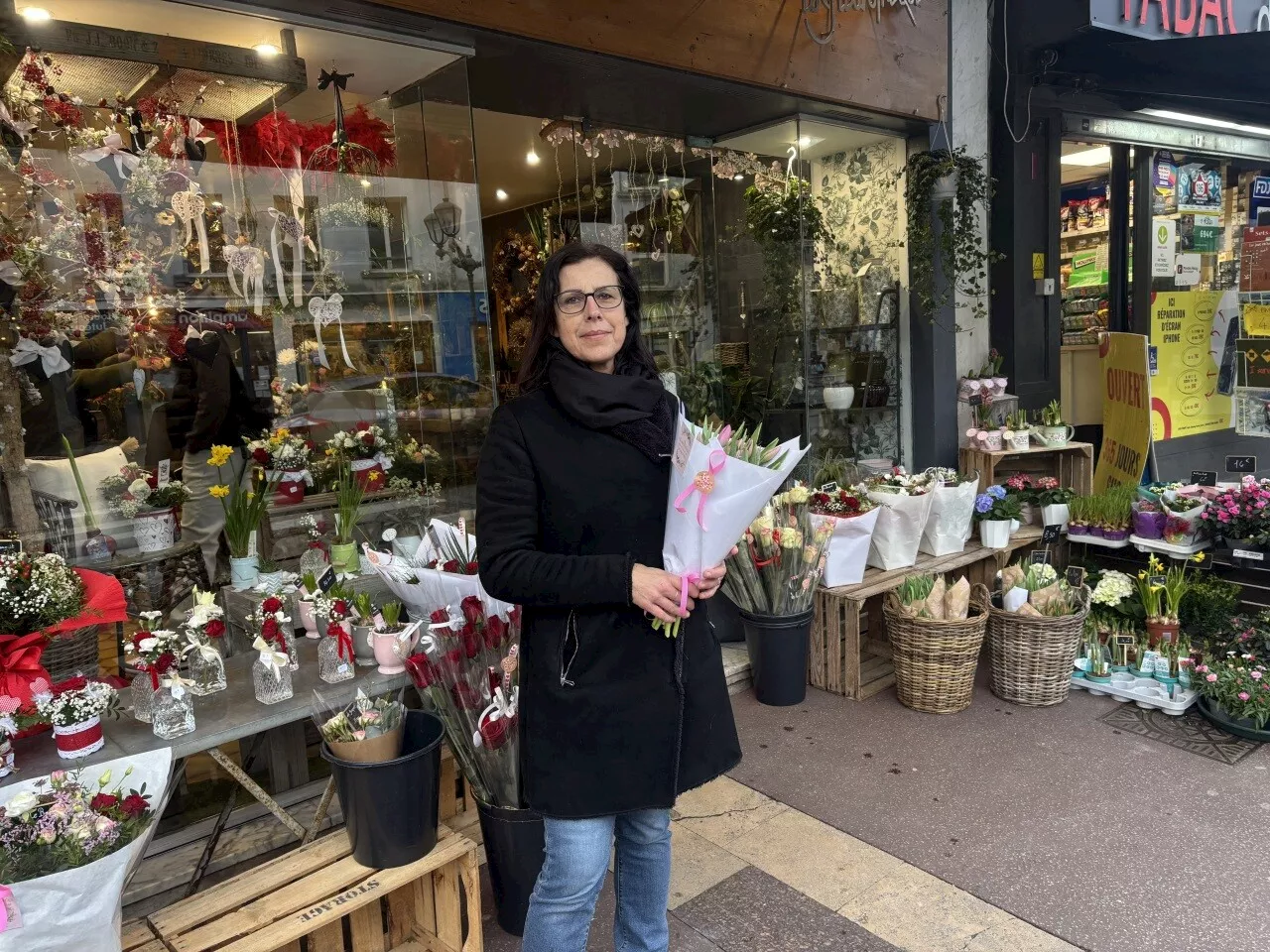 La Saint-Valentin : Les femmes s'offrent des fleurs