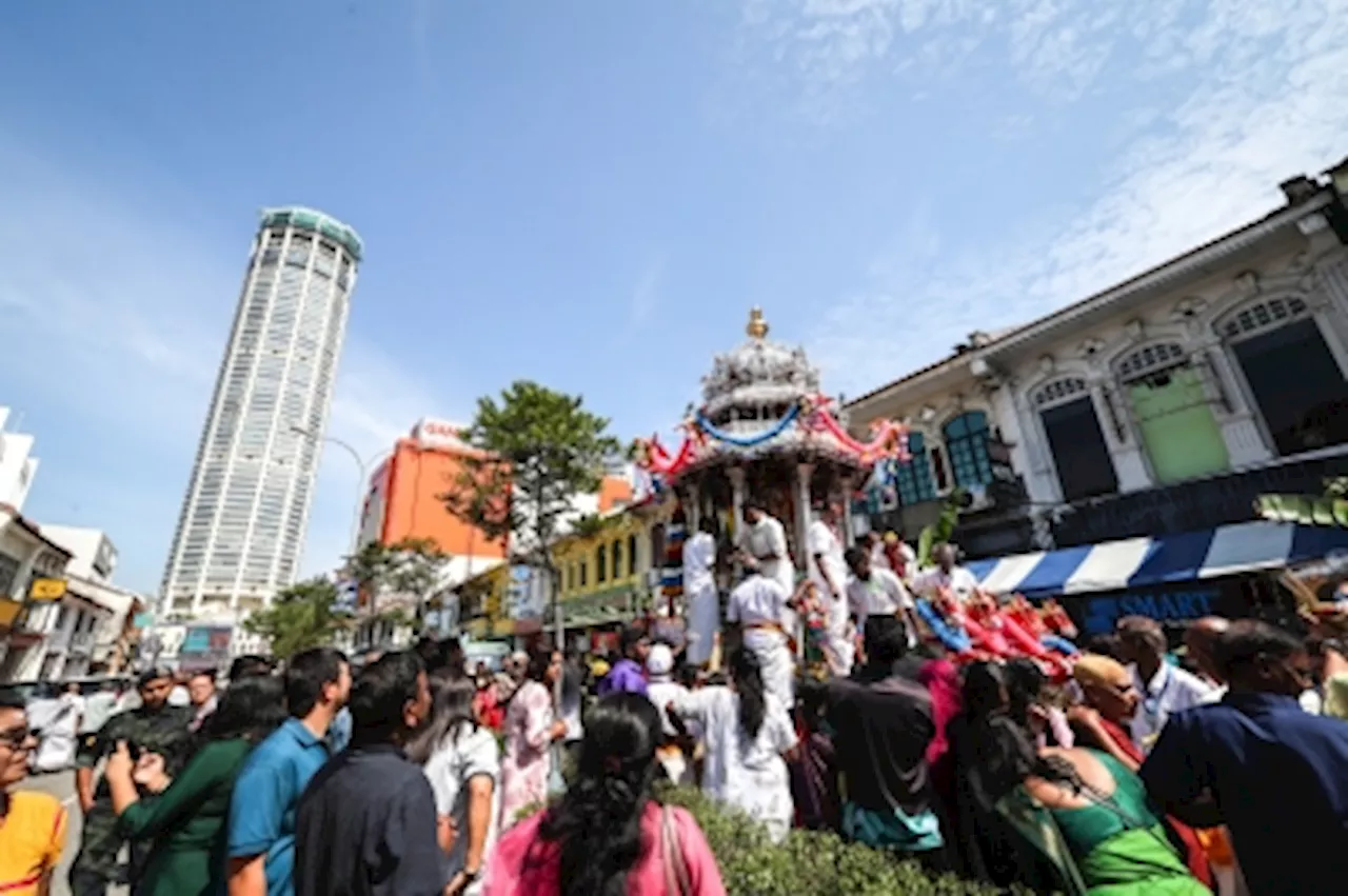 Penang Police Detain Seven Men During Thaipusam Festival