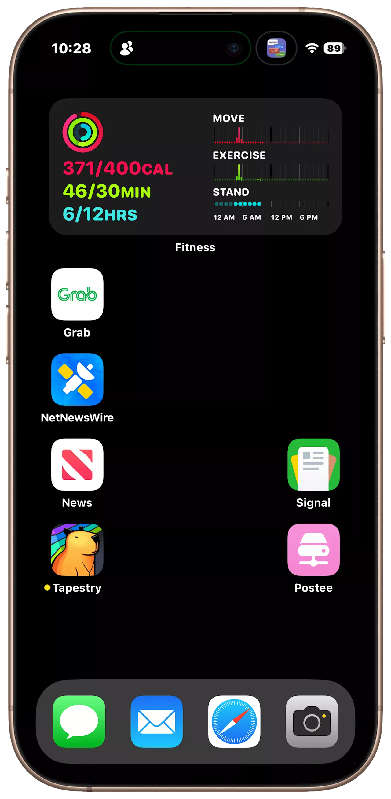 My Minimalist iPhone Home Screen for 2025
