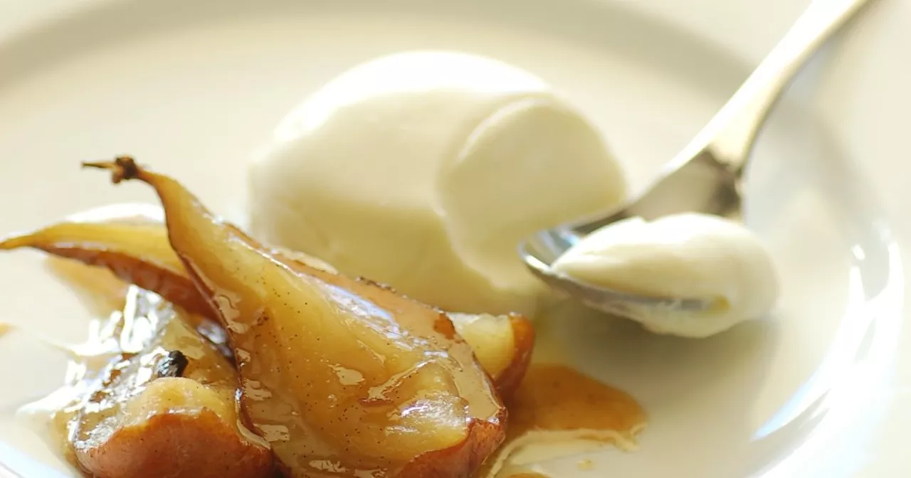 Panna cotta aux poires caramélisées