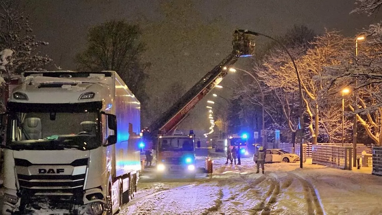 Wintereinbruch in Berlin führt zu zahlreichen Unfällen