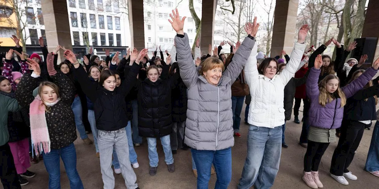 Fürth macht mit bei "One Billion Rising": Tanzen und Trommeln gegen Gewalt an Frauen