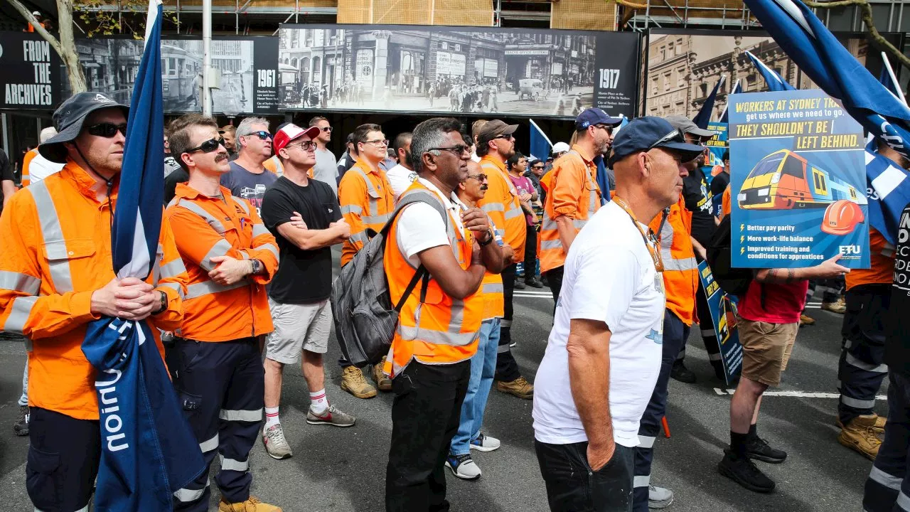 Sydney Train Chaos as Union Demands $4,500 Bonuses