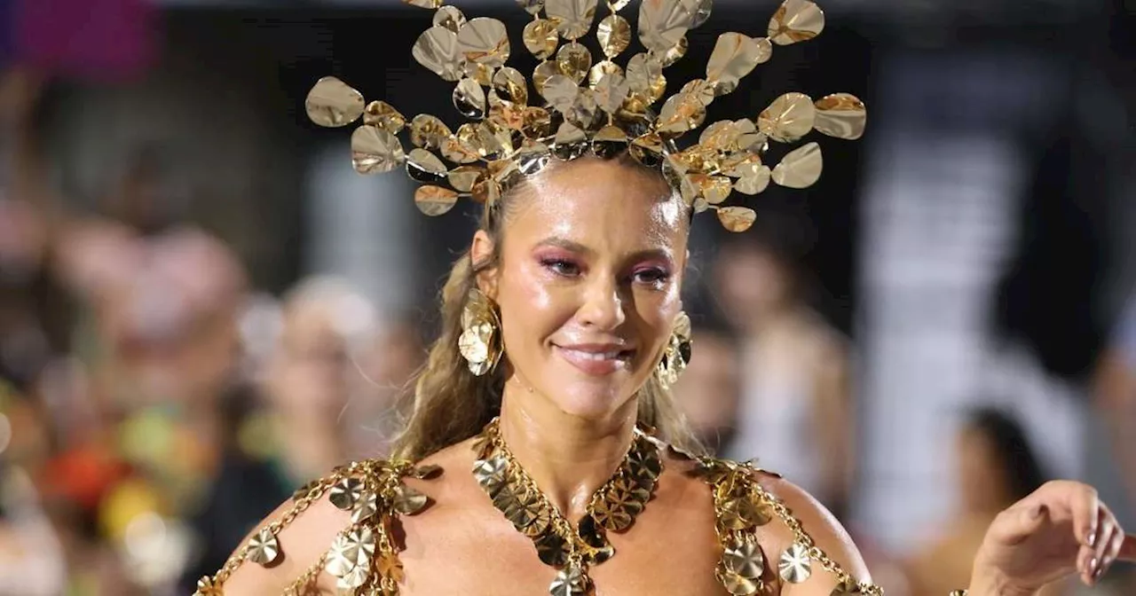 Paolla Oliveira brilha com fantasia de latão banhado a ouro no Carnaval do Rio