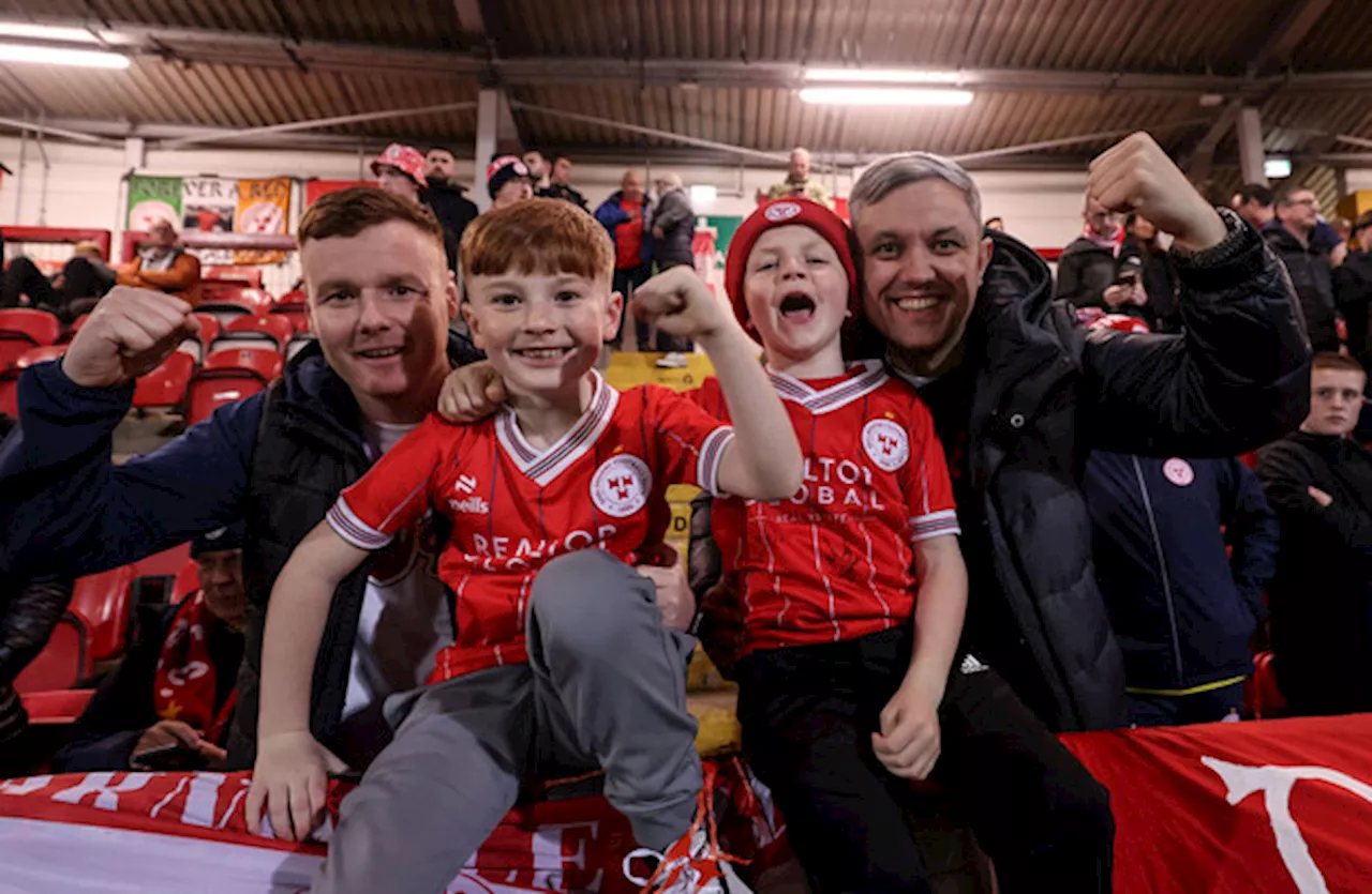 The rhythm of supporter life returns with that familiar and warm Friday night feeling