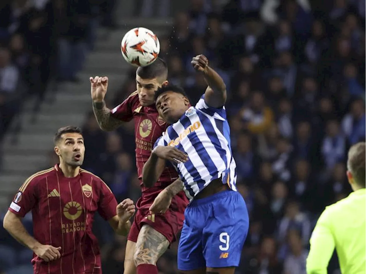 Europa League Play-Offs: Porto-Roma Remis, Fenerbahce und Ajax siegen