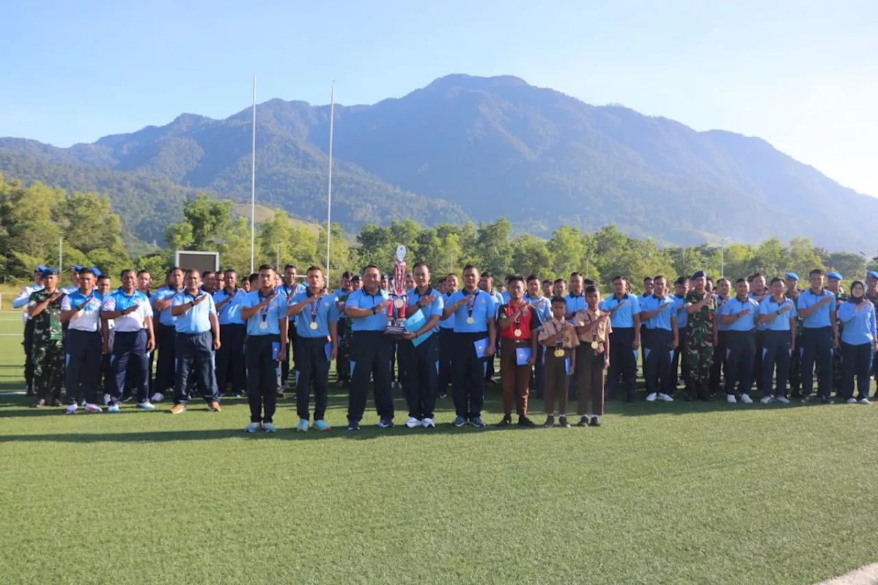 Lanud Silas Papare Raih Piala Kontingen Terbaik Pencak Silat Paku Bumi Open XII Championship 2025