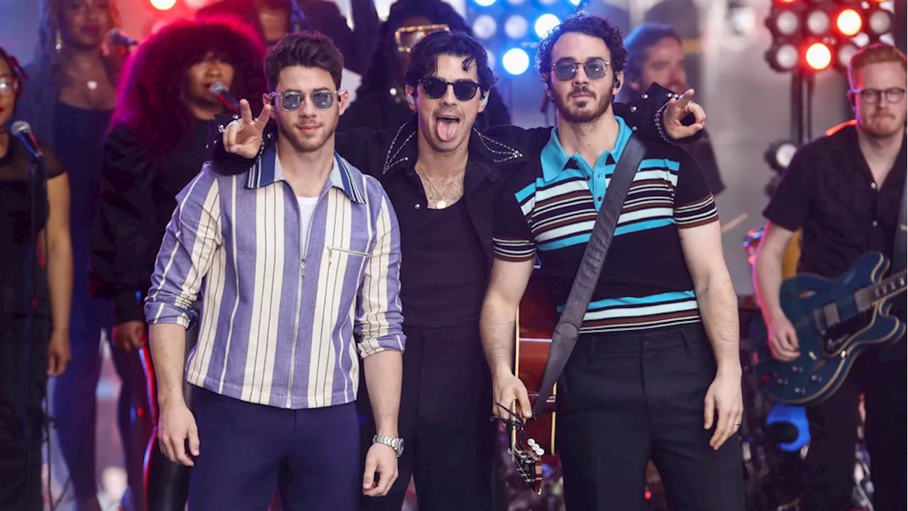 Jonas Brothers to Headline JonasCon at American Dream Mall