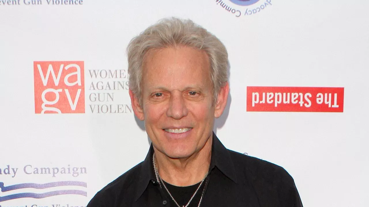 Eagles' Don Felder Suffers Medical Emergency Onstage