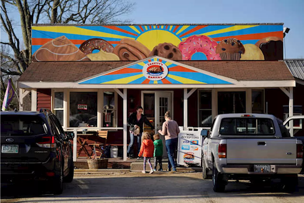 Bakery Owner Sues Town Over Giant Pastry Painting