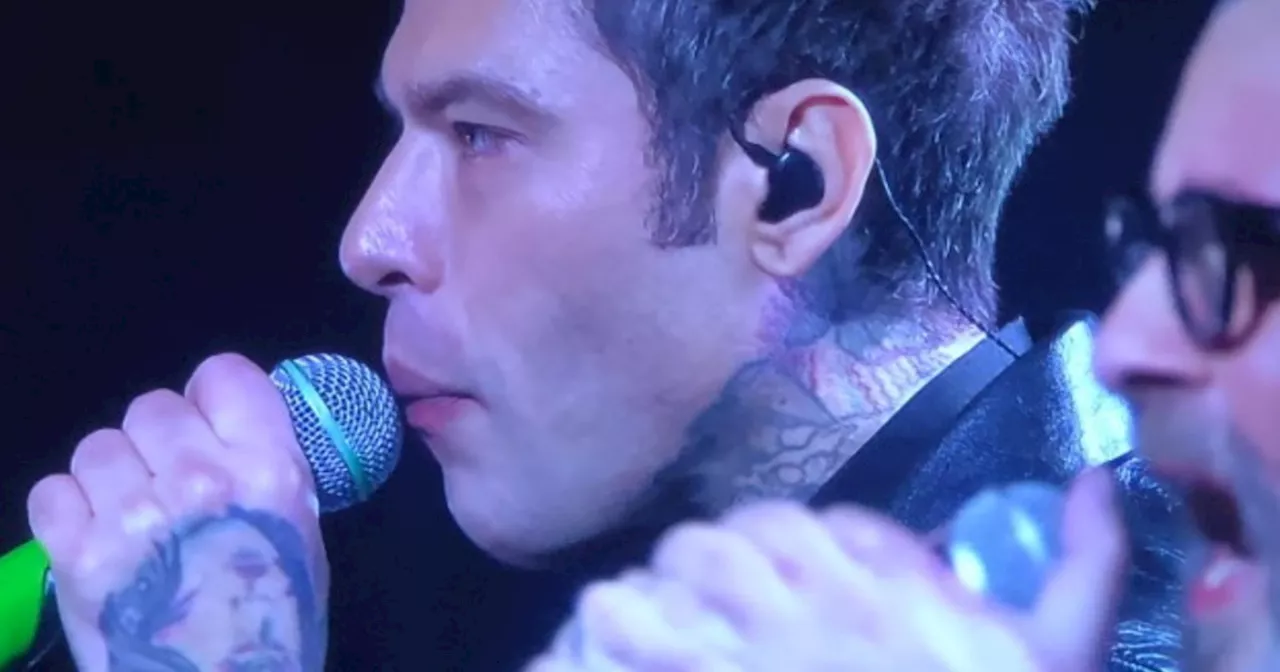 Sanremo 2025, Fedez e le ultime clamorose parole di Bella str***a. Poi scappa senza parlare