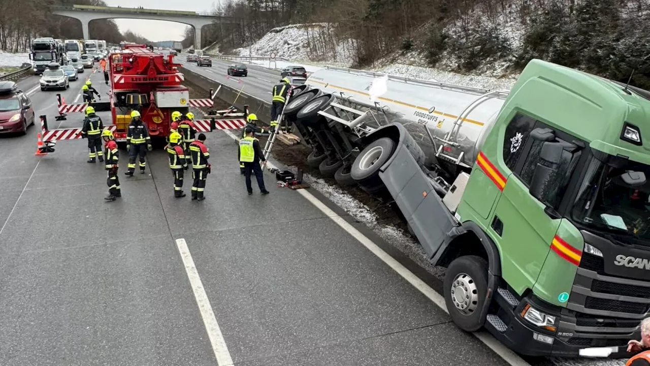 Komplizierte Lkw-Bergung auf A1 bei St. Georgen/Ybbsfelde