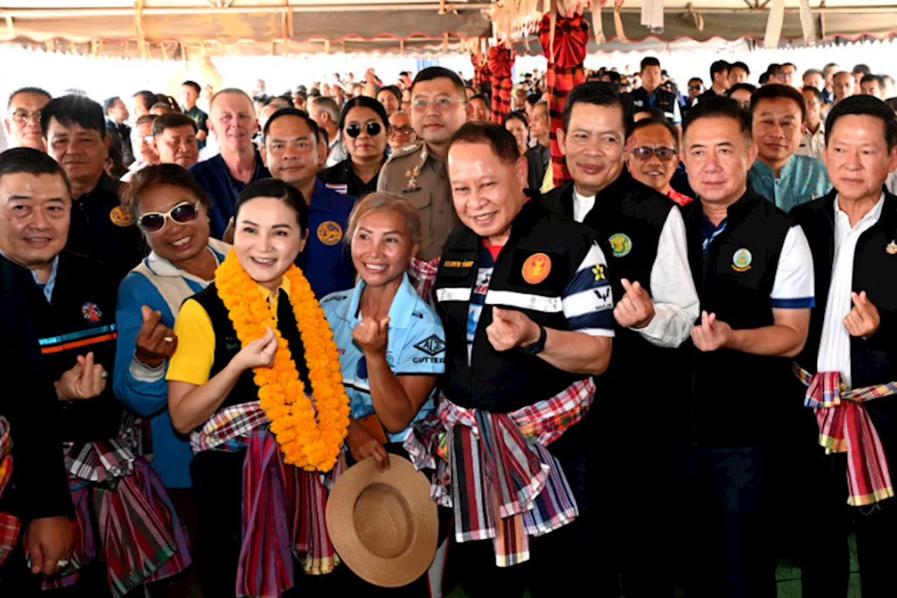 'รองอธิบดีฯวรพจน์' ร่วมคณะ รมว.เกษตรฯ ลงพื้นที่ขอนแก่น ขับเคลื่อนงานพัฒนาแหล่งน้ำ