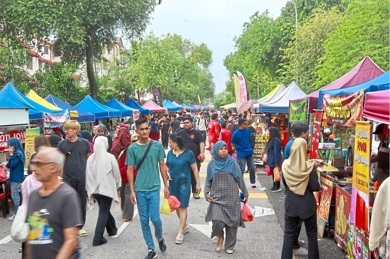 Ramadan Bazaar Traders in Johor Baru to Reduce Portion Sizes Due to Rising Costs