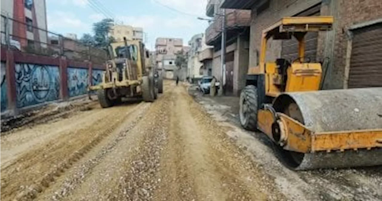 حياة كريمة.. رصف الطرق الرئيسية والفرعية بقري المرحلة الأولى بالغربية 'صور'