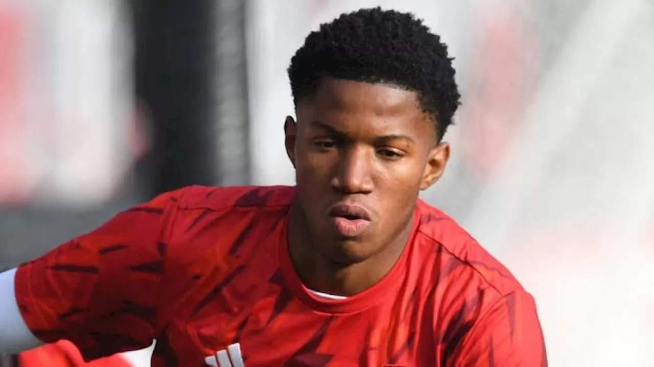 Chido Obi, four youngsters included in Man Utd’s squad vs Tottenham