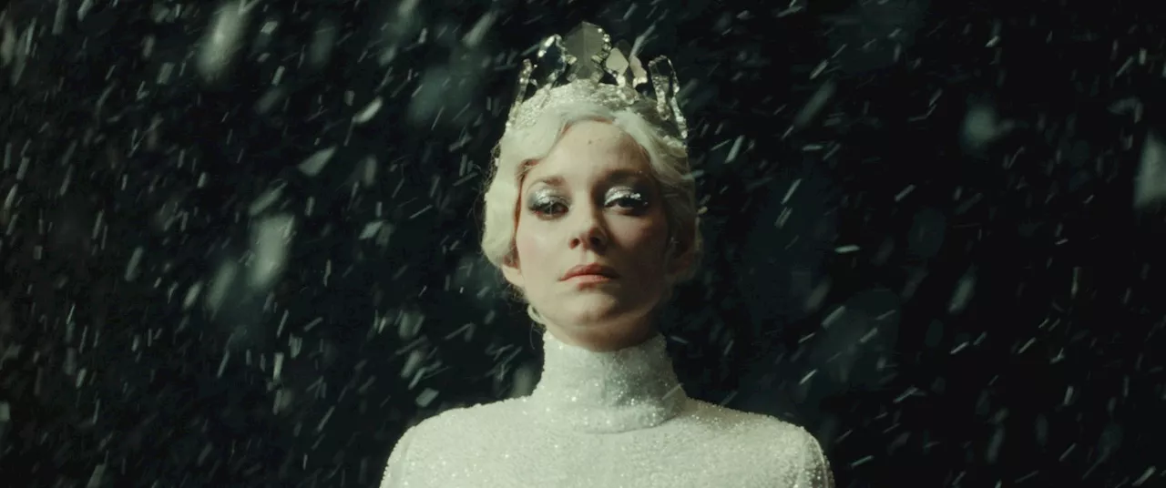 The Snow Queen Review: Lucile Hadzihalilovic's Haunting Masterpiece