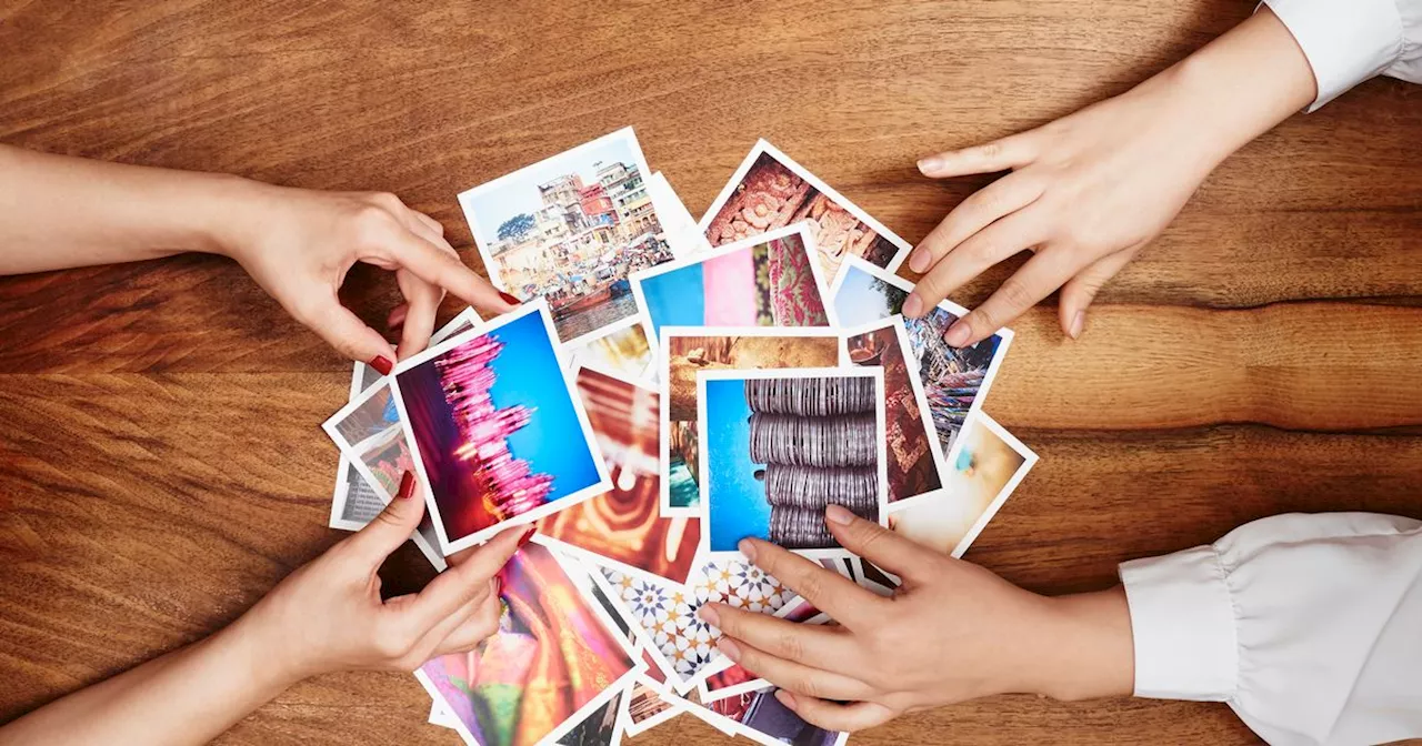 Gen Z Reviving Printed Photographs, Rediscovering Lost Memories
