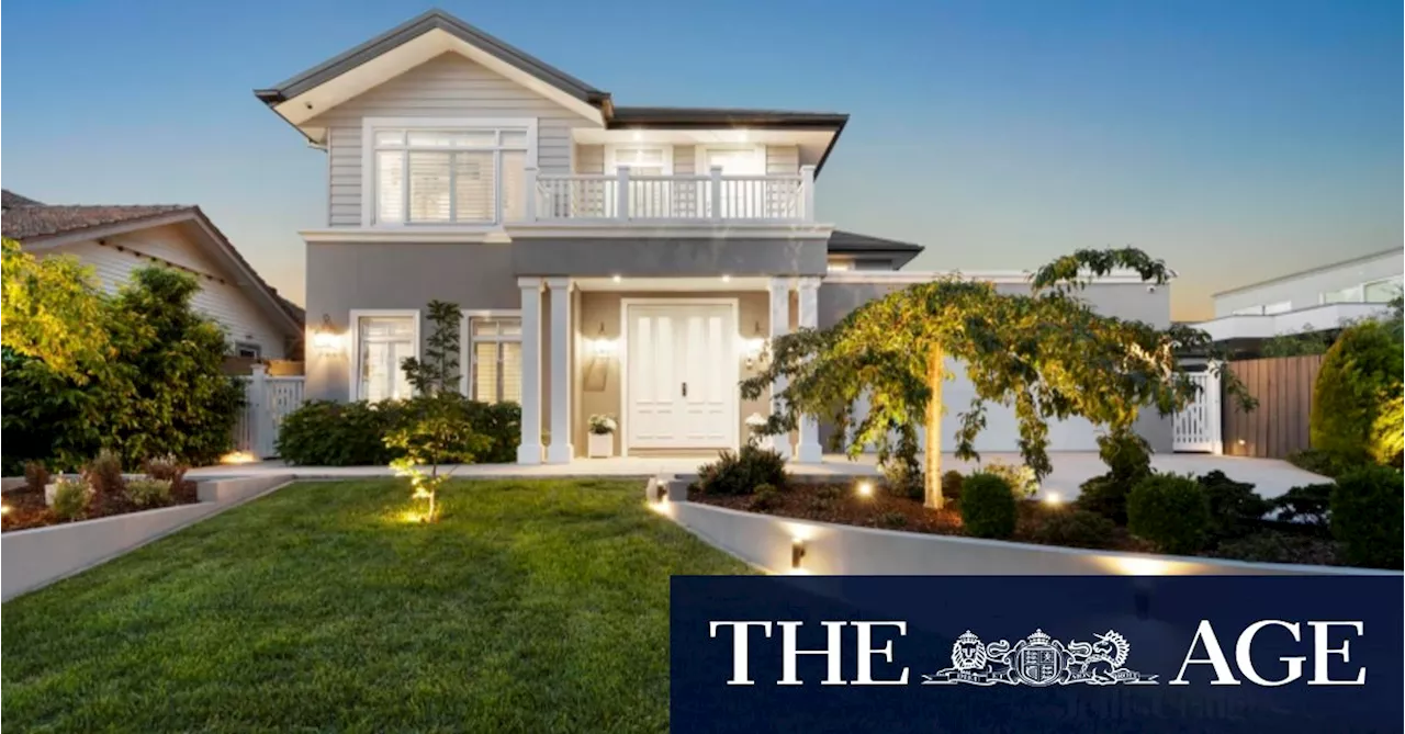 Essendon Property Soars to $4.27 Million at Auction