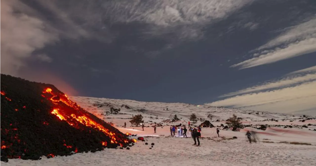 Tourists Ignored Warning, Climbed Etna for Lava Views, Hampering Rescue Efforts