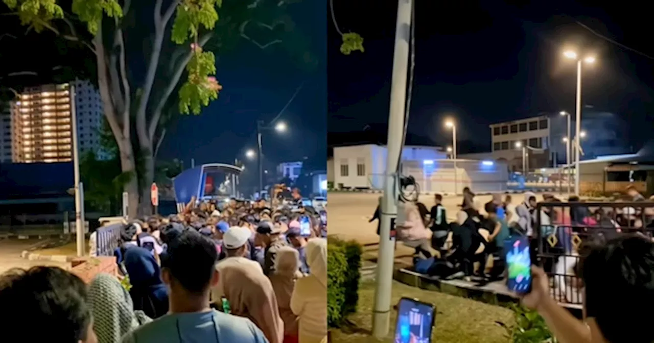 Siblings Injured in Rush for Ramadan Bazaar Stall