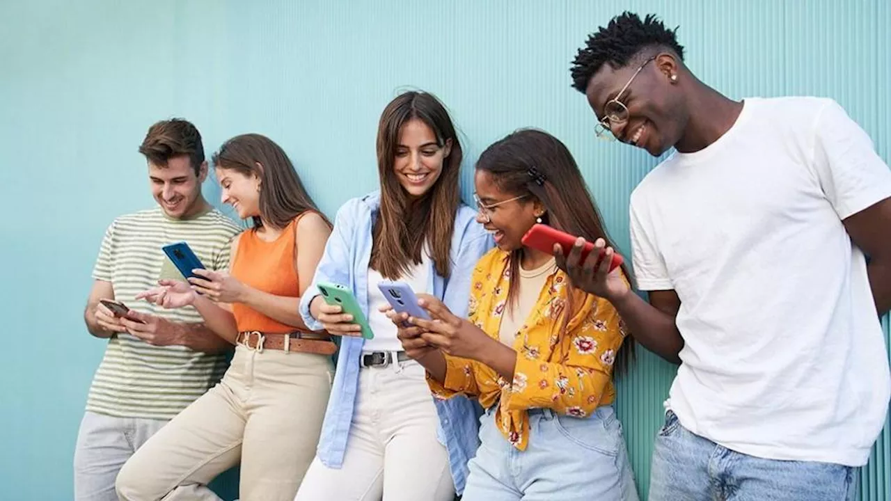 Mobile Hot Spots: Staying Connected While Exploring the Great Outdoors